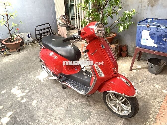 Vespa Primavera ABS 2017 Đỏ, odo 17000km như mới