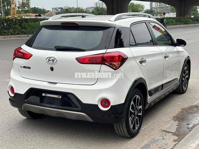 Hyundai I20 Active 2016 100000 km Trắng