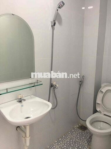 155/42A Đất Thánh 3 tầng 3wc 2PN chính chủ