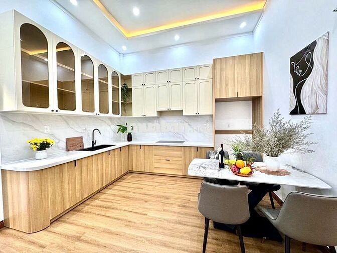🏫CĂN NHÀ TÂM HUYẾT. VỊ TRÍ ĐẸP PHƯỜNG EA TAM FULL NỘI THẤT