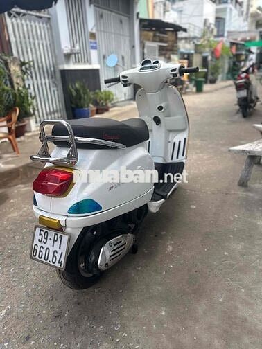 Piaggio Vespa LX 2013 Trắng