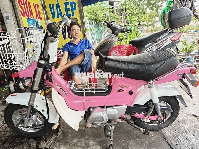 Honda Chaly 50cc màu Hồng