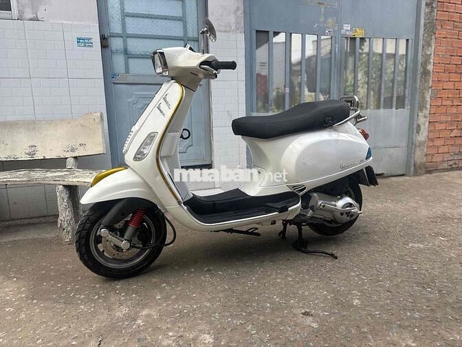 Piaggio Vespa LX 2013 Trắng