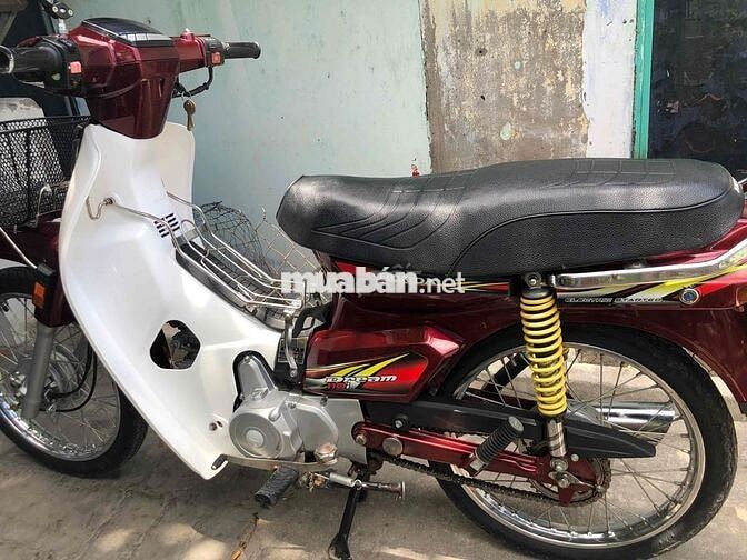 Honda Dream Đỏ trắng