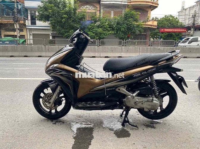 Honda Airblade màu Bạc