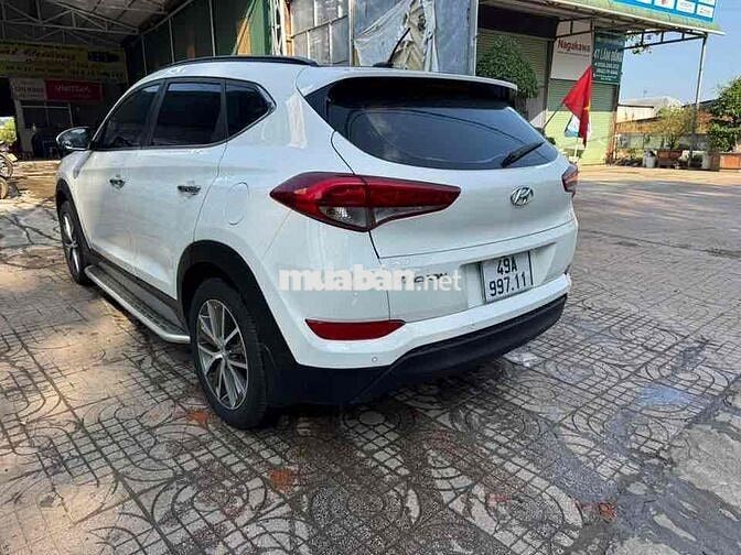 Hyundai Tucson 2017 80000 km Trắng