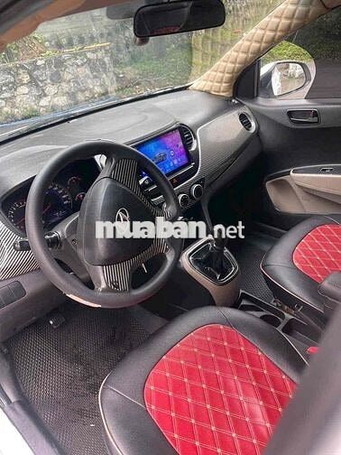 Hyundai i10 2014 Trắng Số sàn