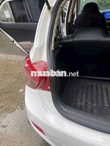 Hyundai i10 2014 Trắng Số sàn