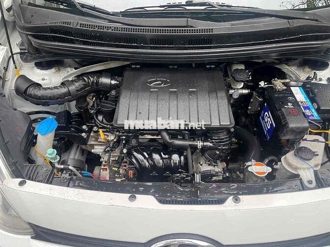 Hyundai i10 2014 Trắng Số sàn