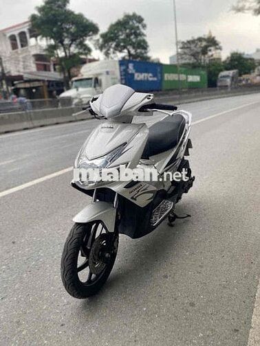 Honda Airblade zin chất đẹp như hình