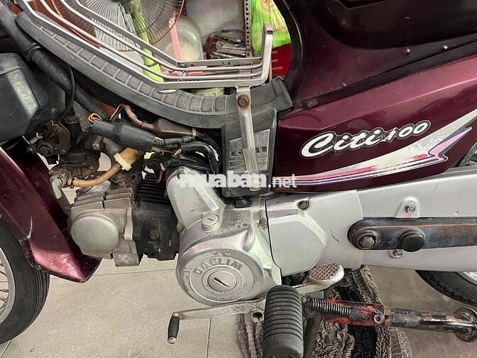 Daelim Citi 100 Đỏ đô