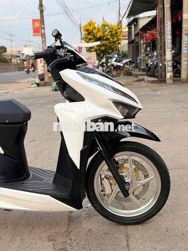 Honda Vario 150cc Trắng đen Đã sử dụng