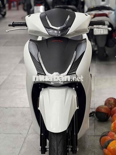 Honda SH 125 CBS 2020 Trắng đen 8000 km