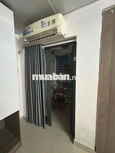 Còn dư 1 phòng nhà nguyên căn (có ban công)