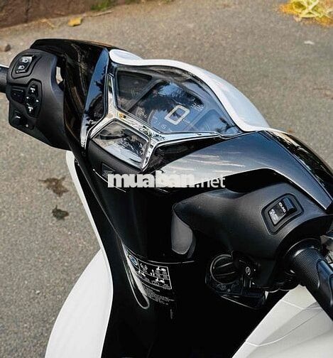 Honda SH 150i 2021 Trắng đen 11000 km