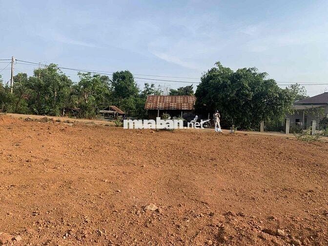 Đất Đẹp sát quốc lộ 5 thôn 8 cư ÊBur , Buôn Mê Thuột , Buôn Đôn