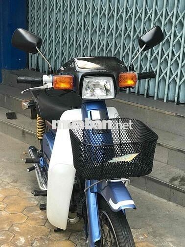 Honda Cub 82/50cc . Bstp xe nhà cần bán quá đẹp