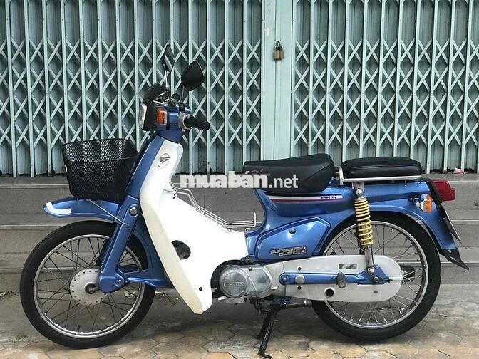 Honda Cub 82/50cc . Bstp xe nhà cần bán quá đẹp