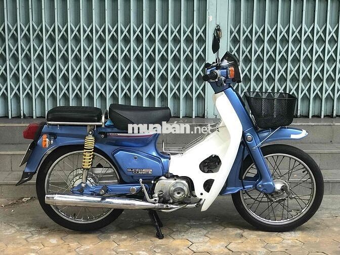 Honda Cub 82/50cc . Bstp xe nhà cần bán quá đẹp