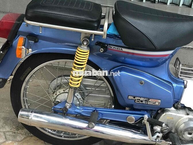 Honda Cub 82/50cc . Bstp xe nhà cần bán quá đẹp