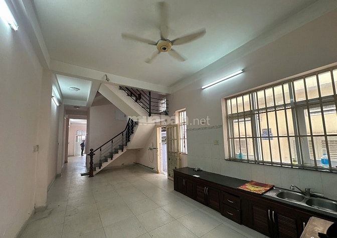 💥🏡 NHÀ 3 TẦNG/ THANG MÁY/ HXH - SHR/ VỊ TRÍ KD TỐT 