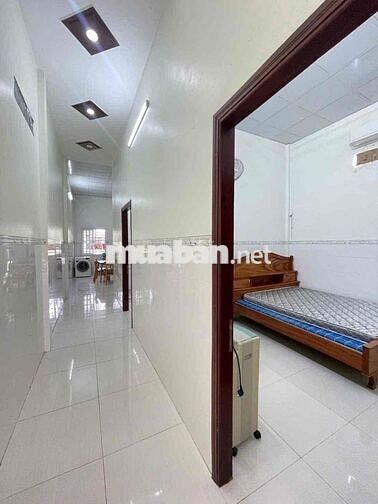 Cho thuê nhà trệt nguyên căn 5x16m 2phòng full nội thất KdC Hồng Loan