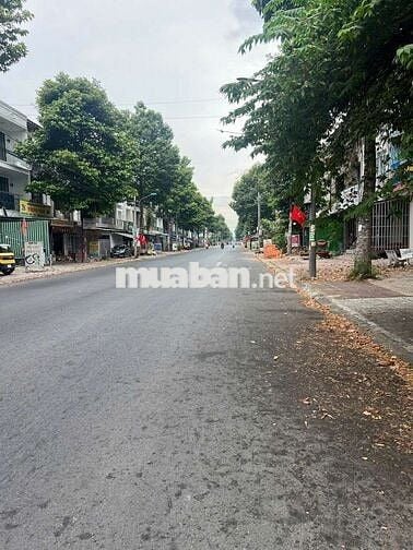 Bán đất nền 105 m², đường Trục Chính KCN, cặp hẻm kỹ thuật 2m