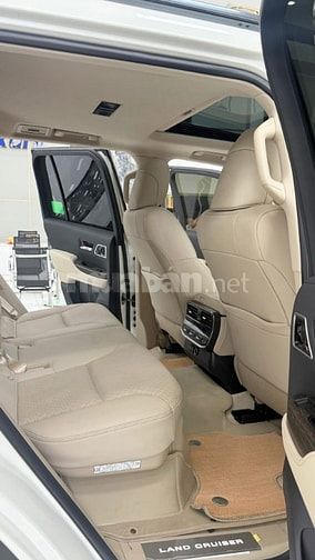 Bán Land Cruiser LC300 sản xuất 2025, siêu lướt 5000Km