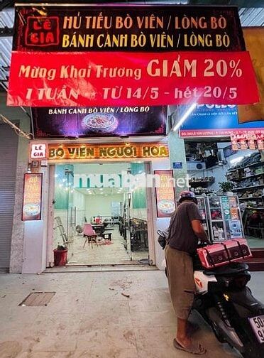 TÌm Đồng Đội Quán Ăn, Nhanh nhẹn, Cười Tươi