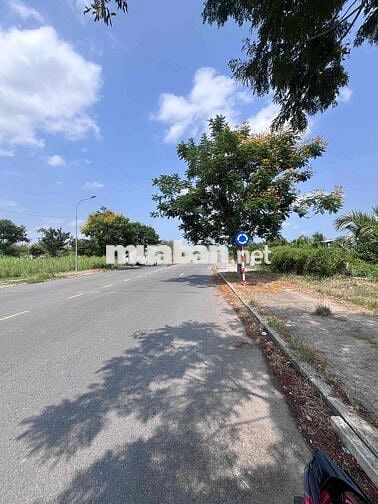 Đất nền Dự án Saigon River Park , mặt tiền hiếm có không ai bán còn tl