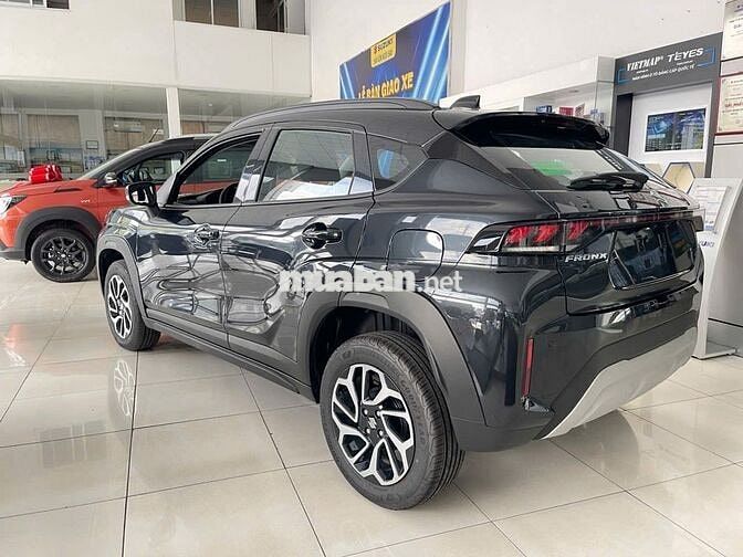 Suzuki Fronx 5 chỗ giá ưu đãi, chỉ 150 triệu có xe