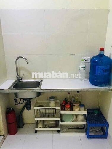 Chính chủ , phòng rộng thoáng mát , có đh , nl ,vskk ,có chỗ để ô tô