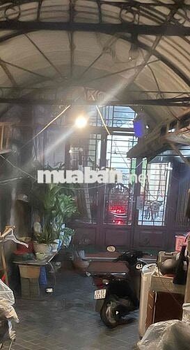 Nhà Mặt tiền Quốc Lộ 13 ngay nút giao cầu vượt ngã 4 Bình Phước