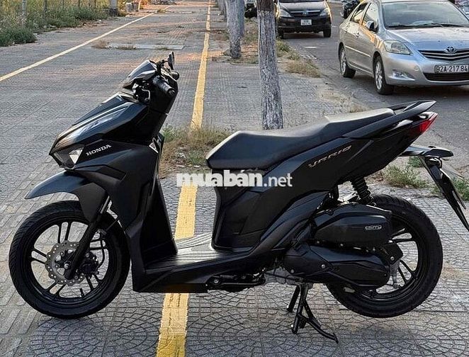 Bán Vario 2024 odo lướt vài ngàn km,màu đen nhám