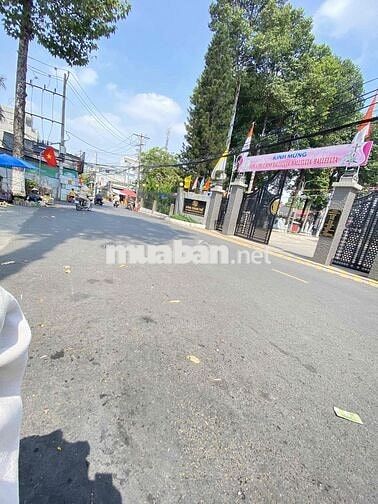 nhà c4 có gác lửng khiết tâm, bình chiểu 42m đất,