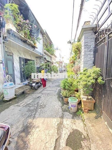 nhà c4 có gác lửng khiết tâm, bình chiểu 42m đất,