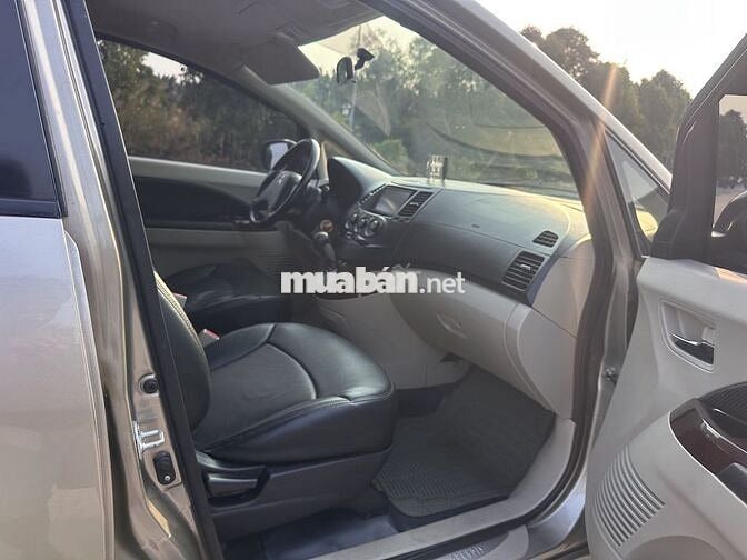 Mitsubishi Grandis 2009 Vàng cát