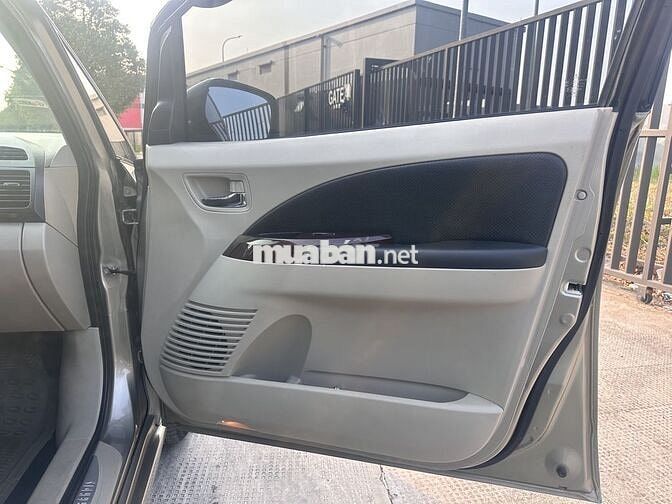 Mitsubishi Grandis 2009 Vàng cát