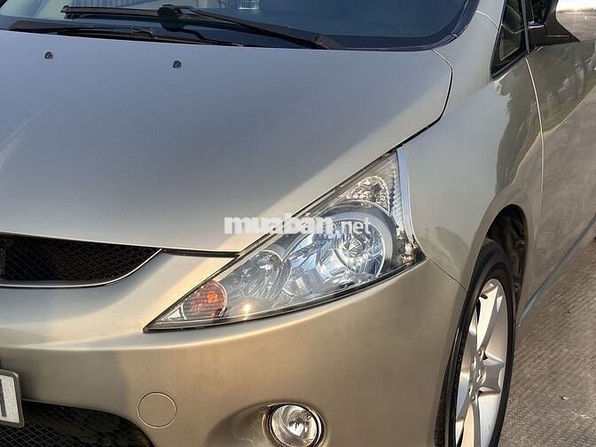 Mitsubishi Grandis 2009 Vàng cát