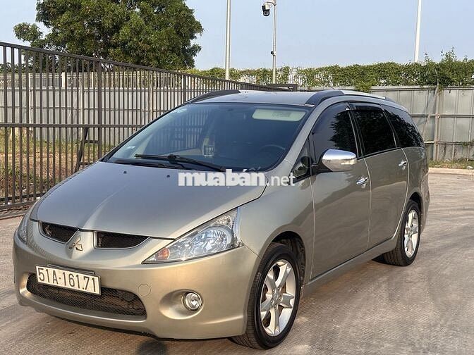 Mitsubishi Grandis 2009 Vàng cát