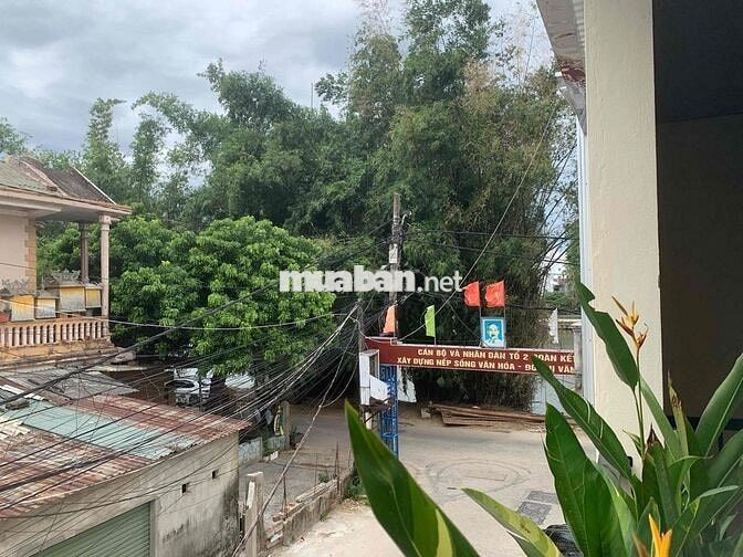 Còn 1 phòng trọ trống ngay trung tâm thành phố