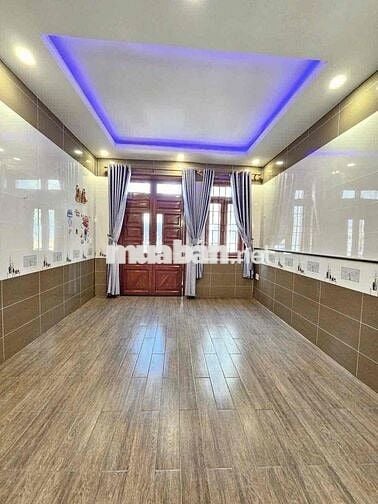 nhà 2 lầu 1 trệt Bình Chuẩn,Thuận An,đường 7m đậu ô tô ok