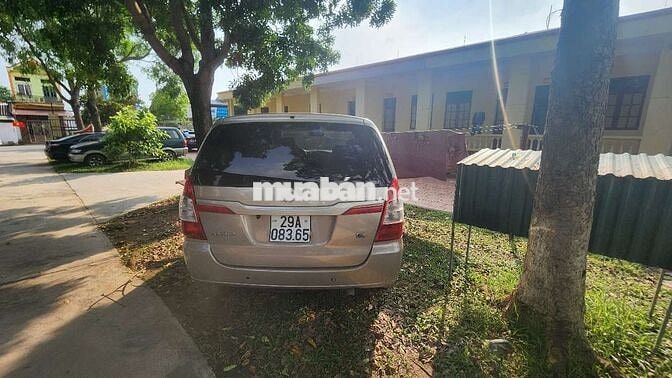Toyota Innova 2015 J Vàng cát
