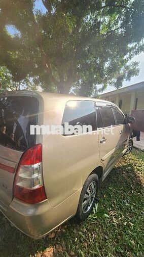 Toyota Innova 2015 J Vàng cát