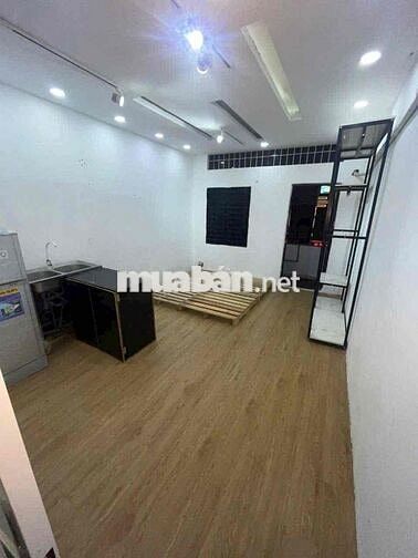 Cho Thuê Nguyên Căn Mặt Tiền Quận 10 35M2 4 Tầng chỉ 25 Triệu