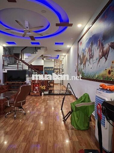 bán nhà 3 lầu mặt tiền đường kinh doanh sầm uất tại tân đông hiệp,d.an