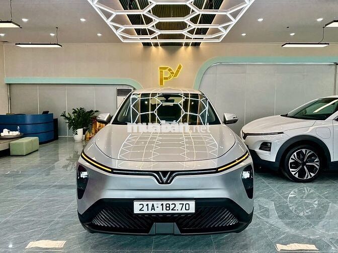 Xe điện VinFast VF 5 Plus 2025 Bạc