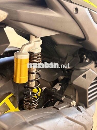 YAMAHA NVX V2 155 2021 bao ra tên