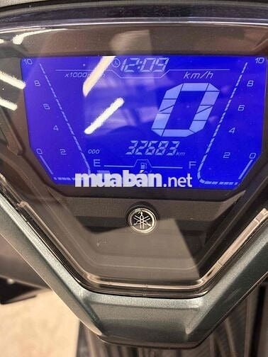 YAMAHA NVX V2 155 2021 bao ra tên