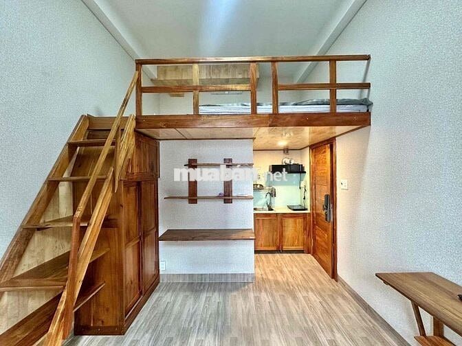 Thang Máy - Hầm Xe - Duplex Balcon 35m2 - Ngay Bờ Kè Hoàng Sa Quận 3